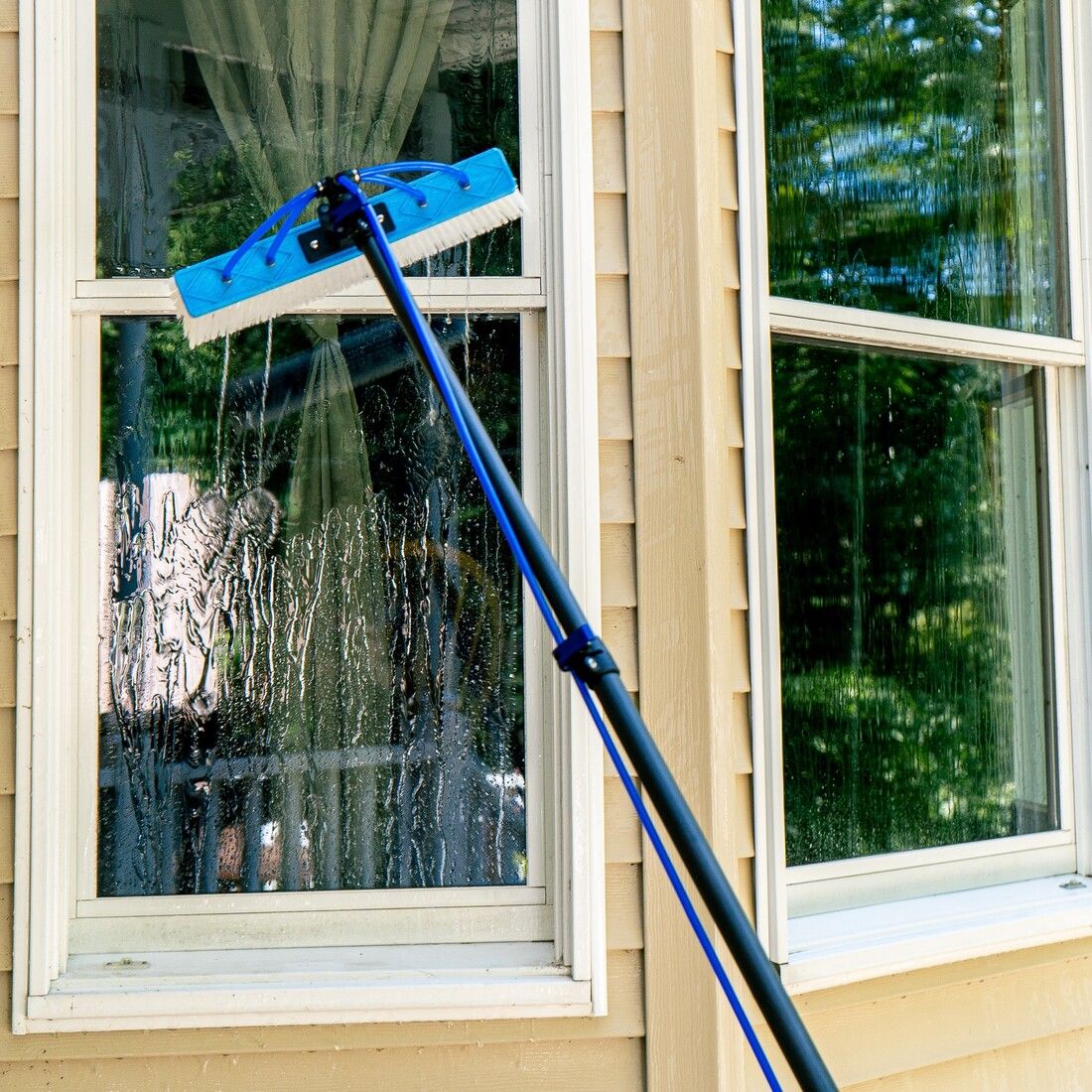 Window Cleaning with Water Fed Pole